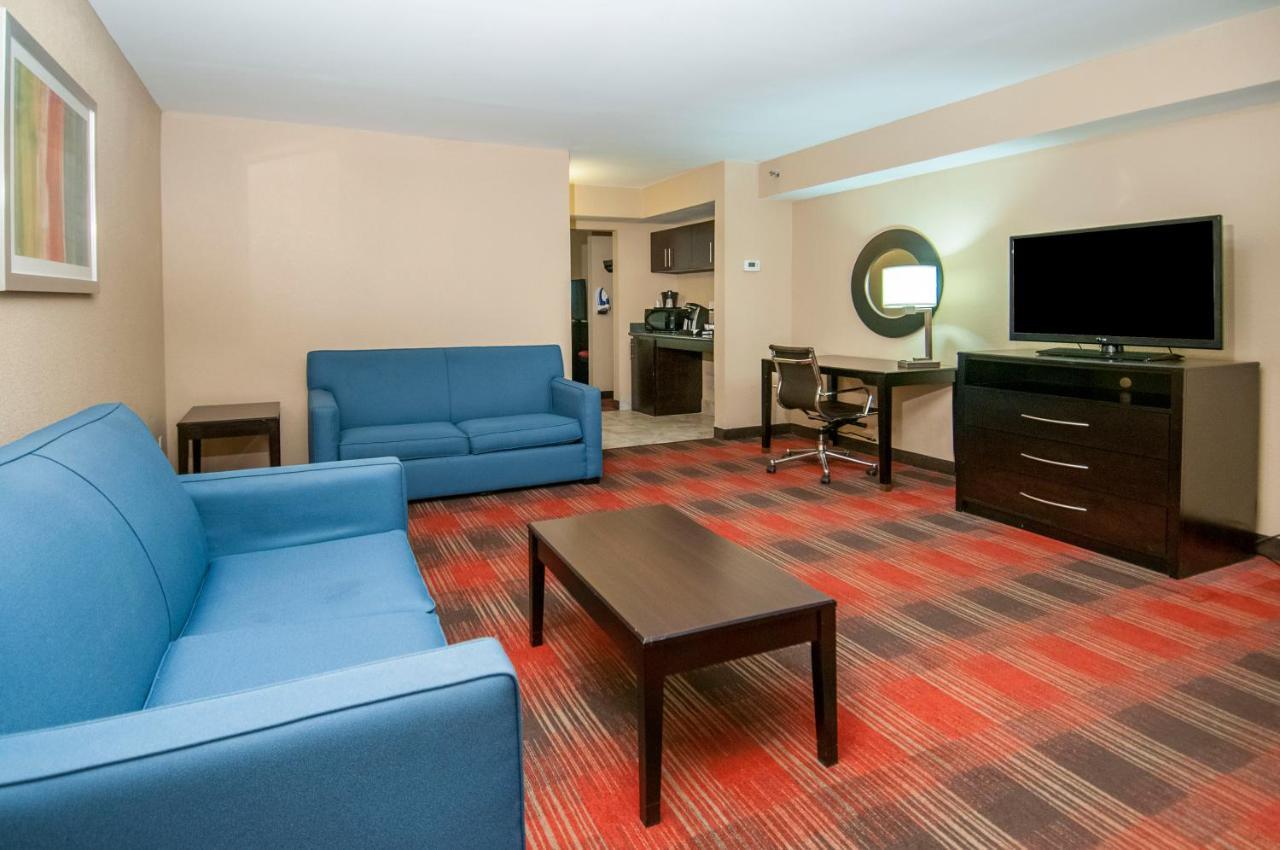 Holiday Inn Express & Suites Jackson Downtown - Coliseum By Ihg Bagian luar foto