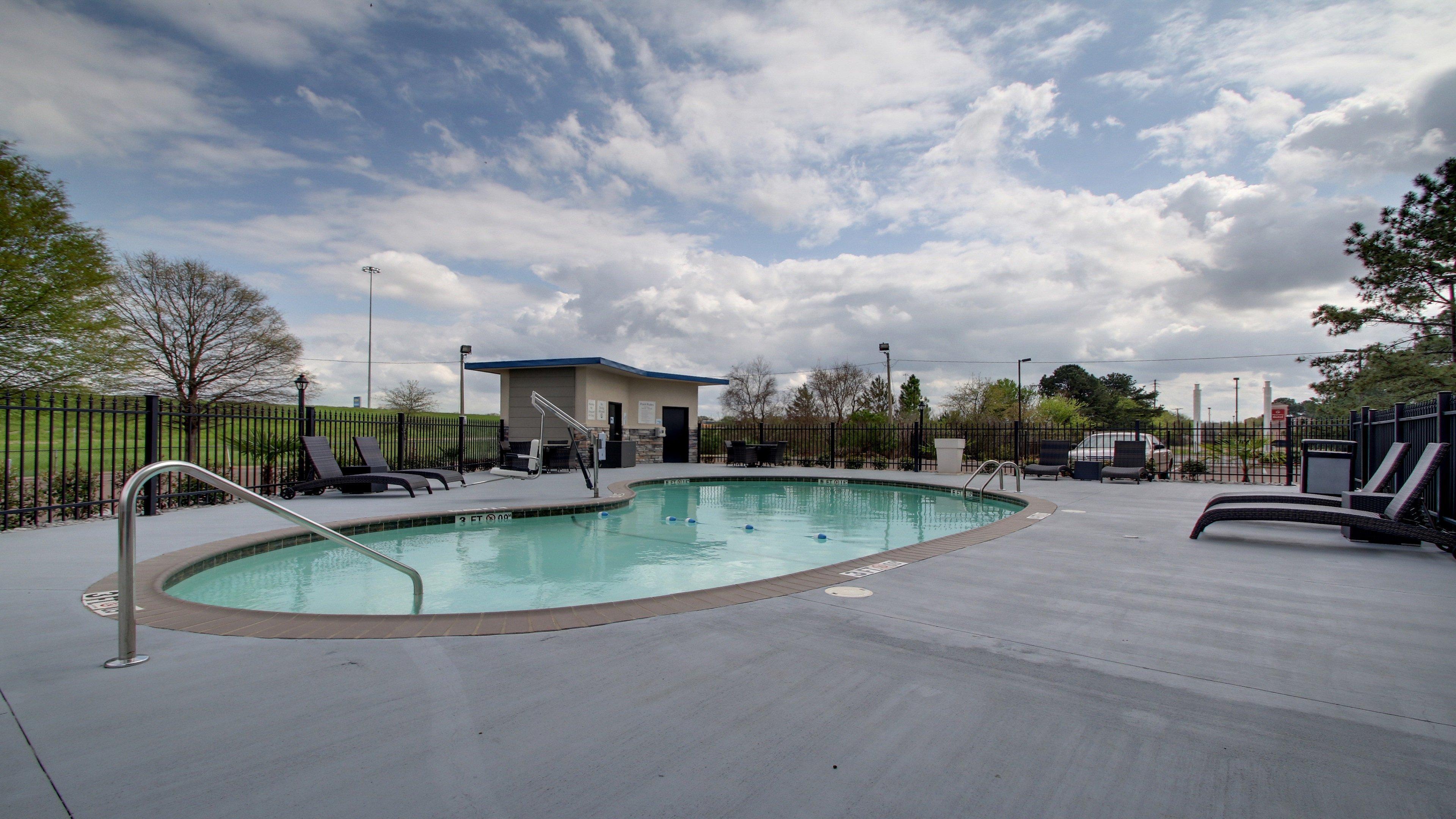 Holiday Inn Express & Suites Jackson Downtown - Coliseum By Ihg Bagian luar foto