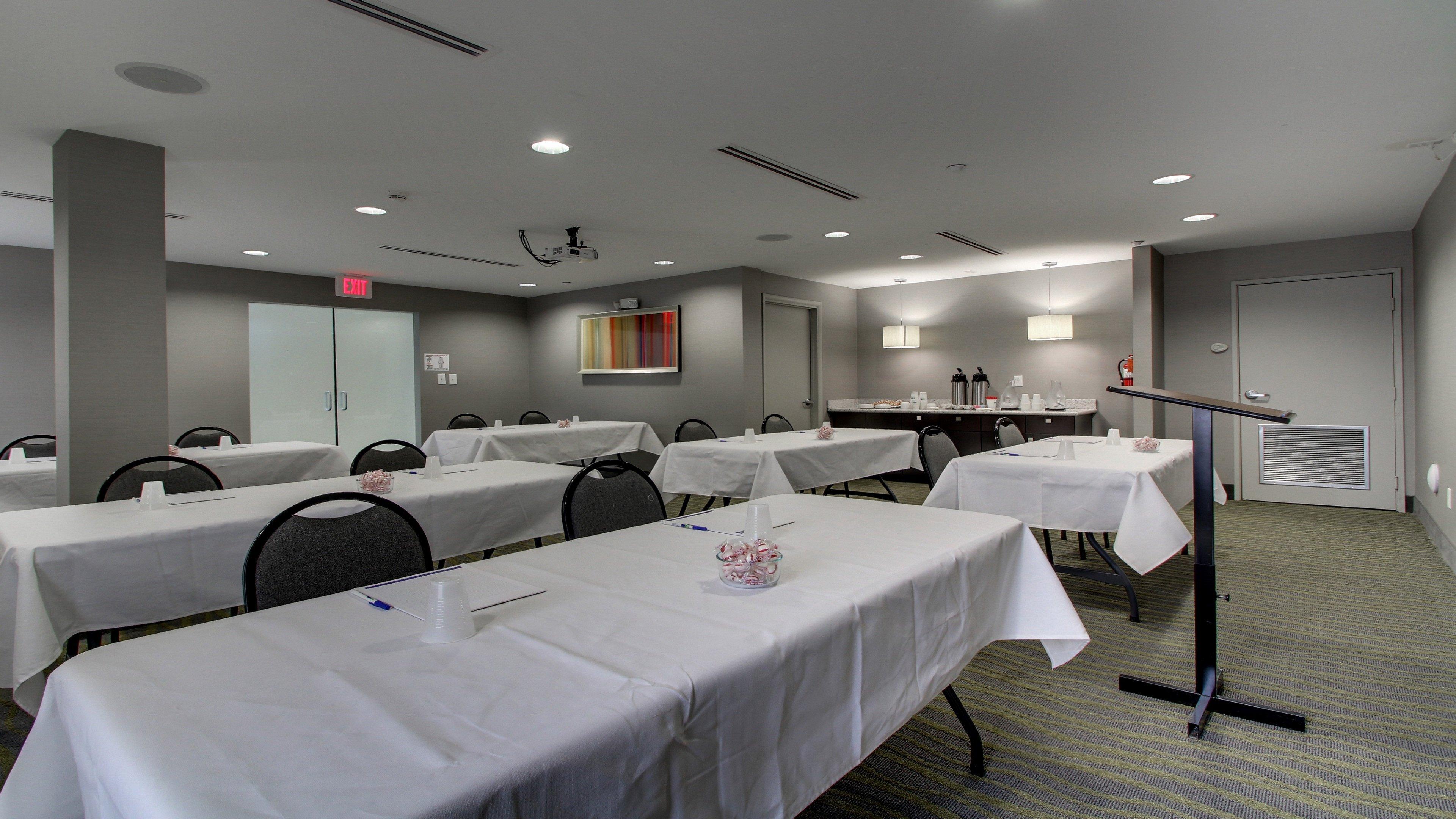 Holiday Inn Express & Suites Jackson Downtown - Coliseum By Ihg Bagian luar foto