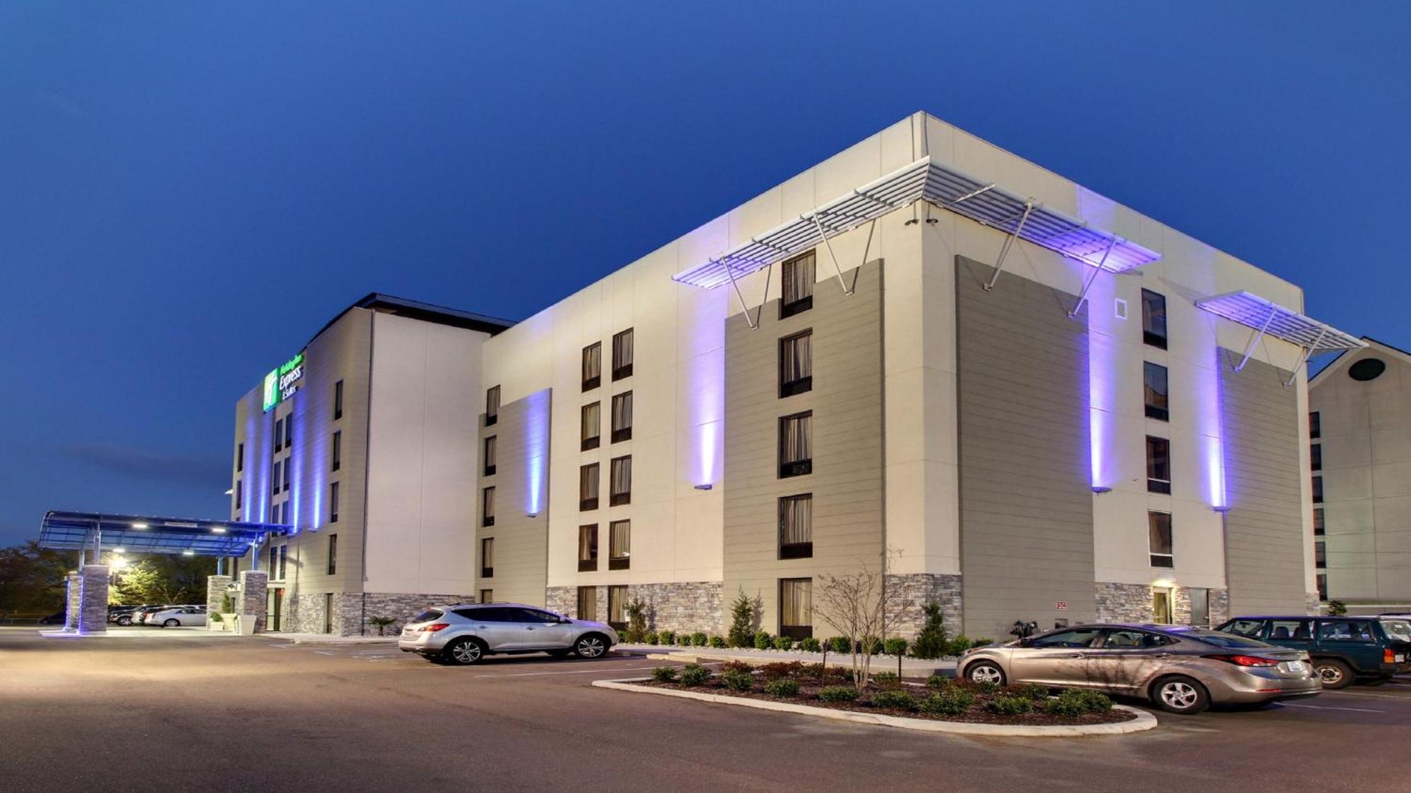 Holiday Inn Express & Suites Jackson Downtown - Coliseum By Ihg Bagian luar foto